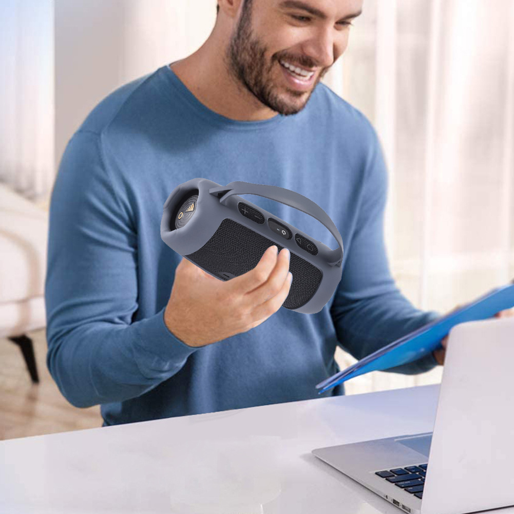 غطاء حماية من السيليكون مع حزا - مراجعة Jbl Speaker Charge 5 وسعره
